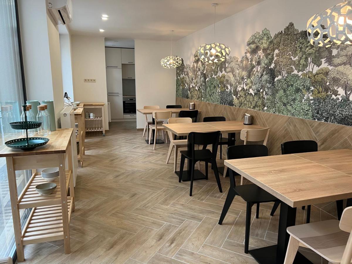 H11 Rooms Esztergom Eksteriør bilde